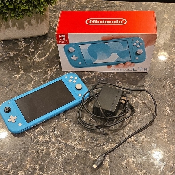 Nintendo Turquoise Handheld Console - Picture 2 of 3